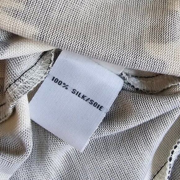 NEW DVF Tallulah Ikat Print V-Neck Wrap Dress Silk Jersey Knit Size 4 - Picture 7 of 7